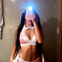 Charlotte - OnlyFans Model