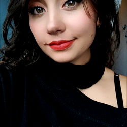 ArtemisNature - A Model from Colombia