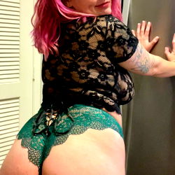 Alexis Kennedy in OnlyFans Strip