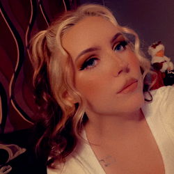 Michigan-based OnlyFans Model KC 💞✨