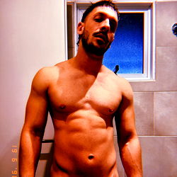 Luke Ryder: Shirtless, Buff Physique in Shower Room