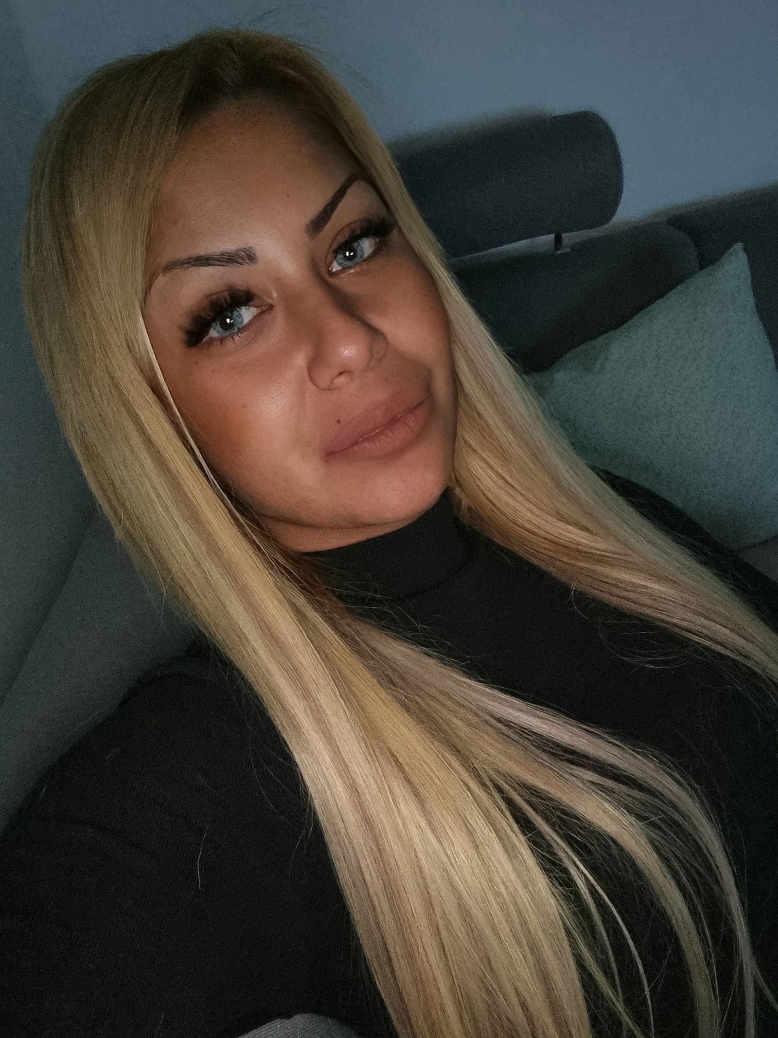 Nita Alexandra photo