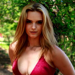 Leila Porter, OnlyFans Model Strikes a Pose