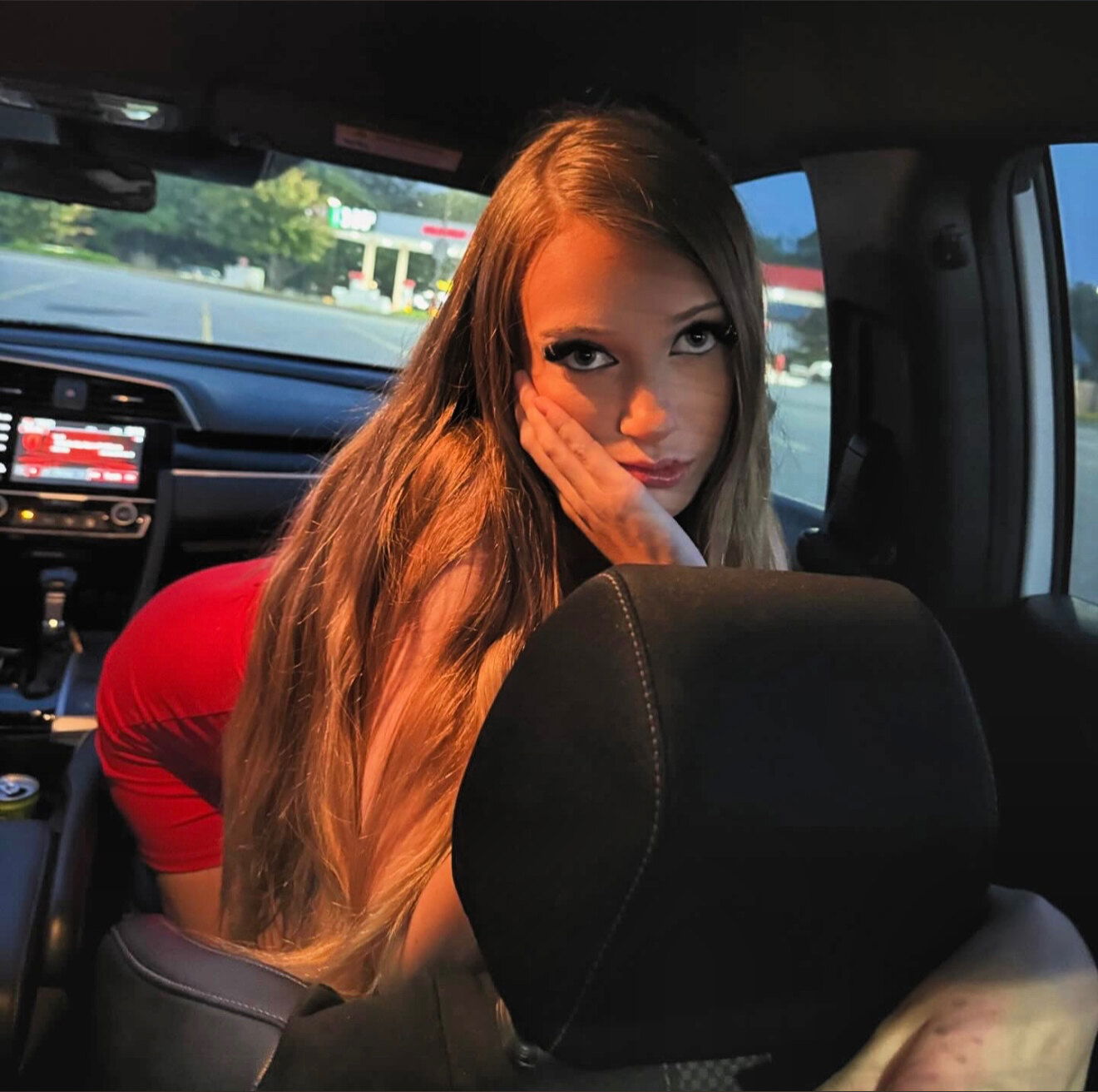 Tay ⭐️⭐️⭐️⭐️⭐️ photo