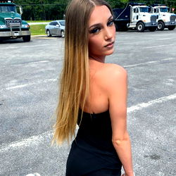 Tay ⭐️⭐️⭐️⭐️⭐️, Model Photo from Florida