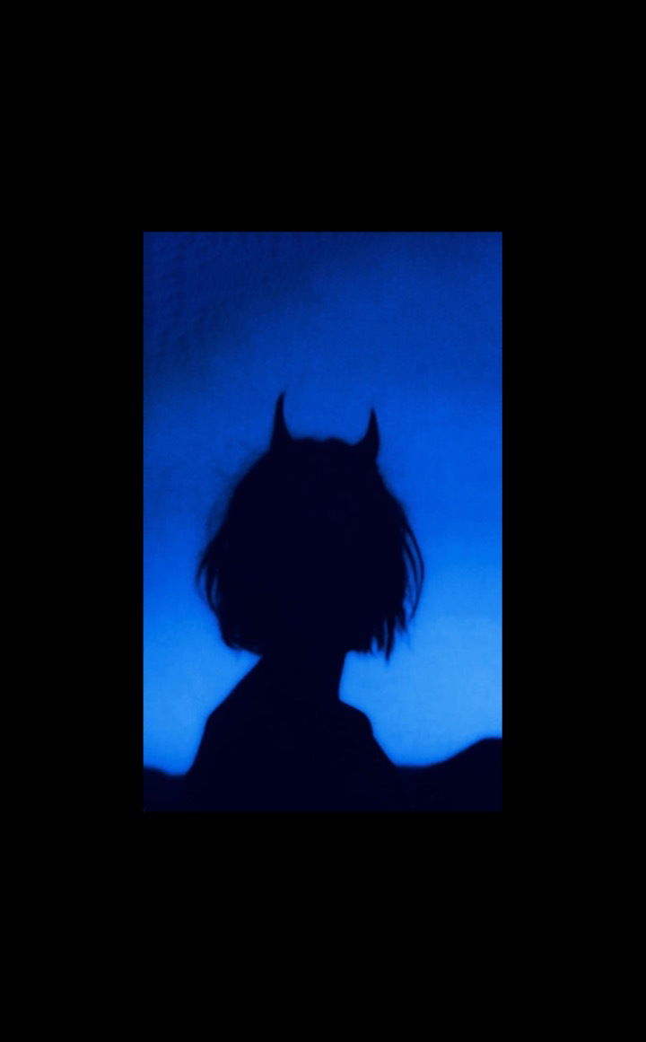 Blue Eyes 💓 photo