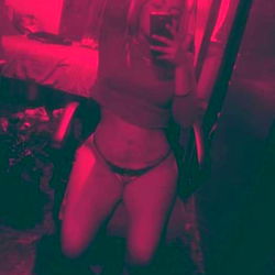 Ali666's OnlyFans Photoshoot