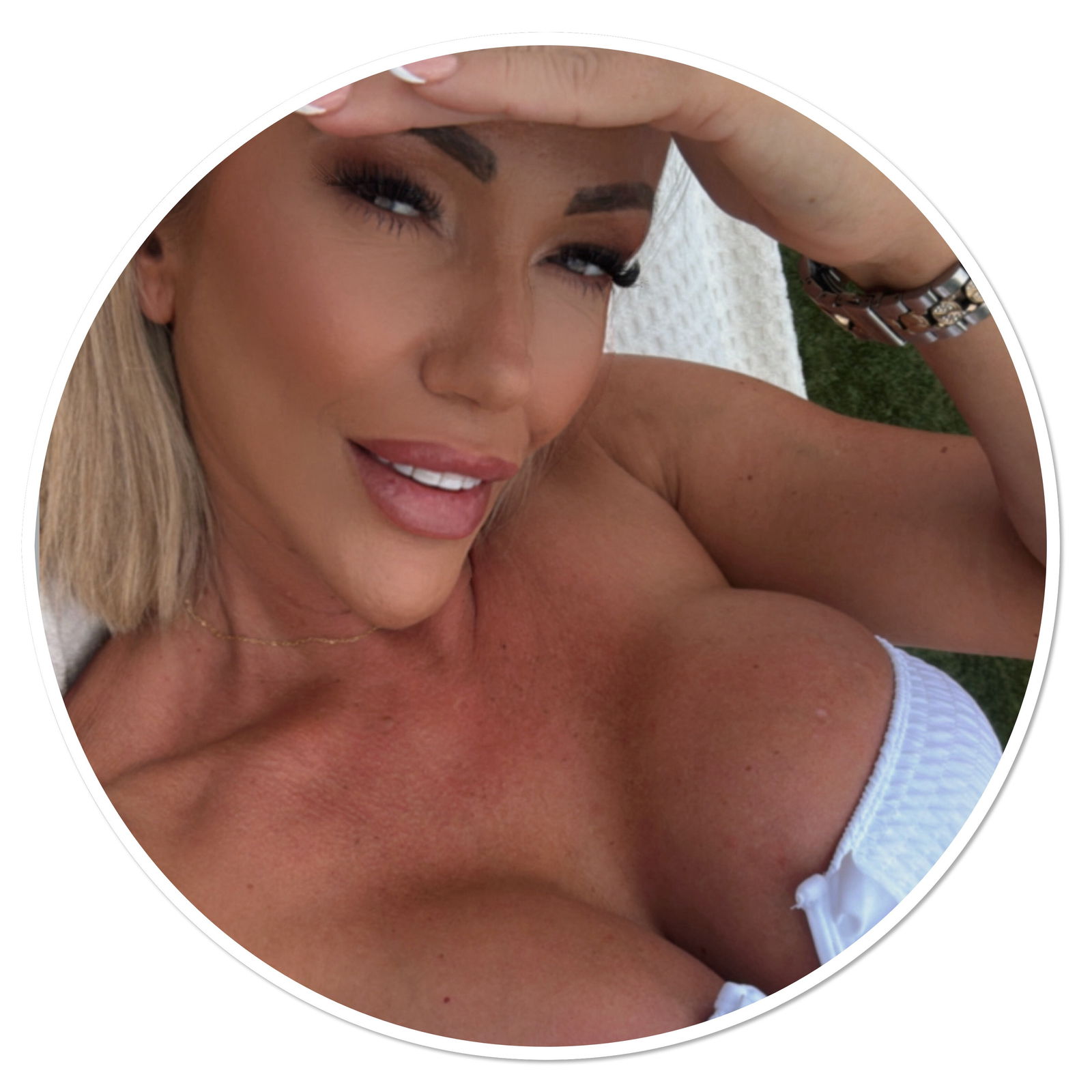 🇬🇧𝙇𝙐𝘾𝙔𝙕𝘼𝙍𝘼🇬🇧 𝘽𝙍𝙄𝙏𝙄𝙎𝙃 𝙃𝙊𝙏 𝙈𝙄𝙇𝙁😈 photo