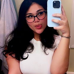 Bri ꨄ in ur closet