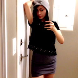 Stylish Model Angela Raven