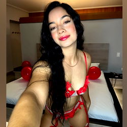 OnlyFans Model ❤️Sophia in Red Lingerie