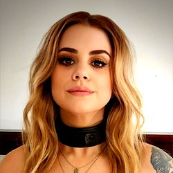 NickiTatts, a Tattooed Model with Charming Style