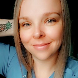 Amanda - OnlyFans Model