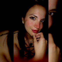 Flxquitx is Flaming Hot in Her Latest Photoshoot