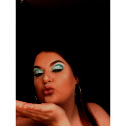 Makeup Artist Ally's Eye-catching Instagram Post