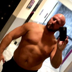 Scott, A Fitness Model Sharing His Workout Journey