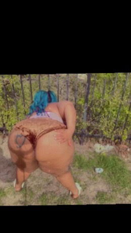 𝑀𝐴𝑅𝑆𝐻𝑀𝐴𝐿𝐿𝑂𝑂𝑊 🧁 photo