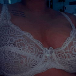 🍑Alejandra C🍑 photo