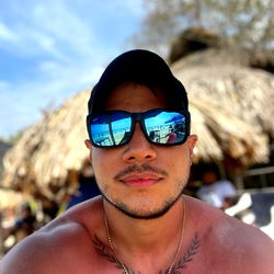 Fans Only Model Andres Sharing His Vacation Moment