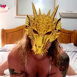 Onlyfans Model LndsyRose in Unique Photo