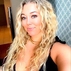 Anastasia Marie - Model Photo