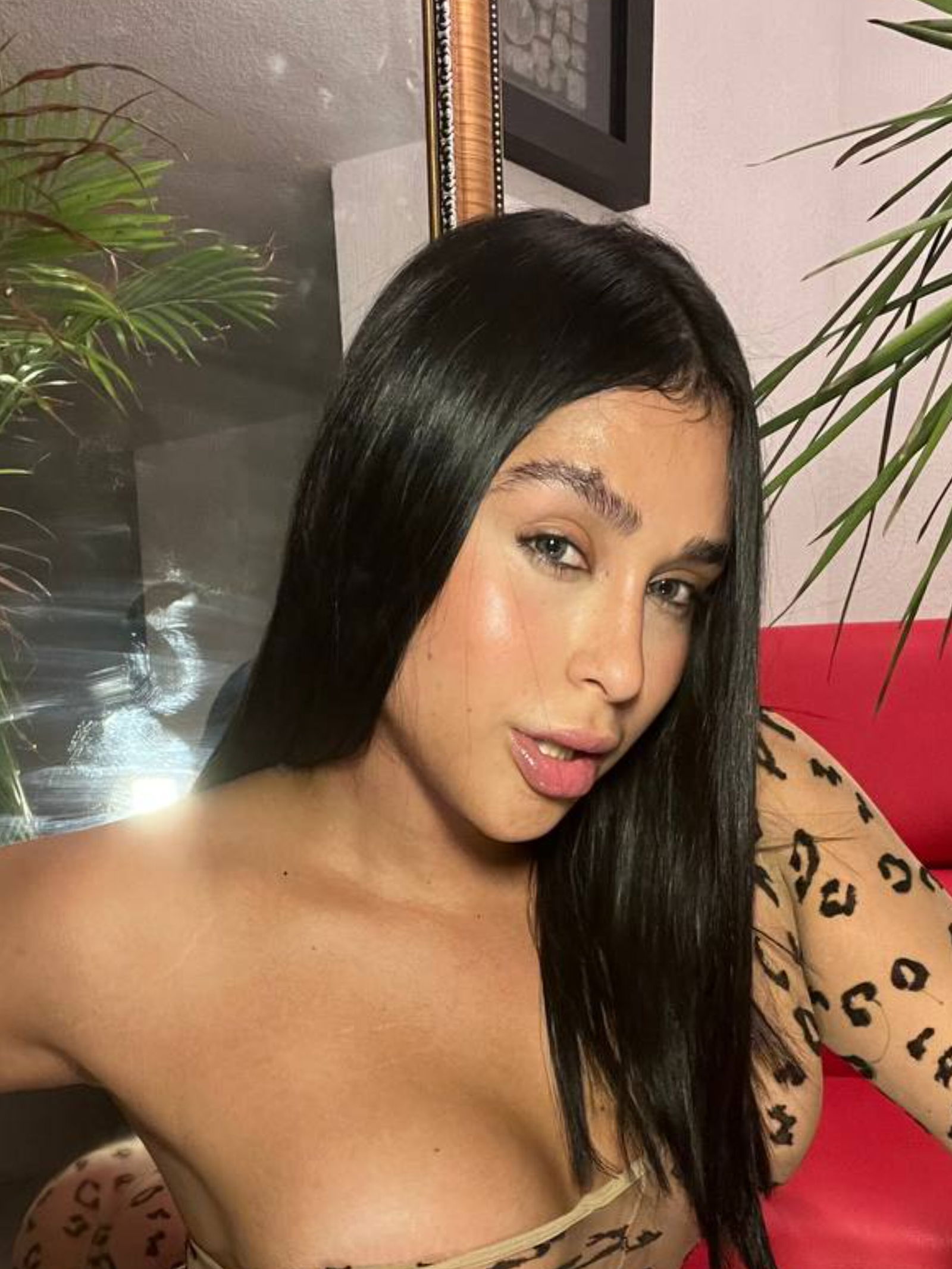 𝐶𝑎𝑠𝑠𝑖𝑒 - 𝐴𝑙𝑝ℎ𝑎 𝑄𝑢𝑒𝑒𝑛 ❣️ photo