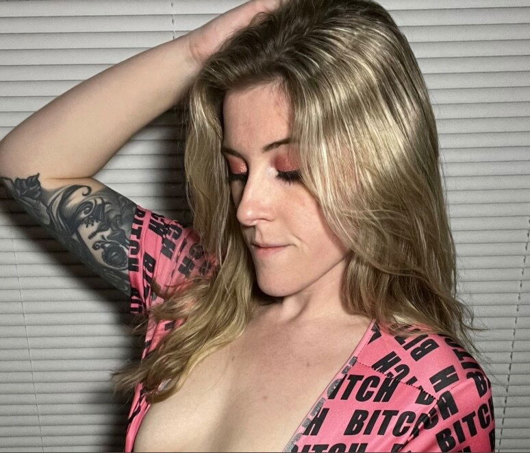 ❣️ SARAH BEER ❣️ photo