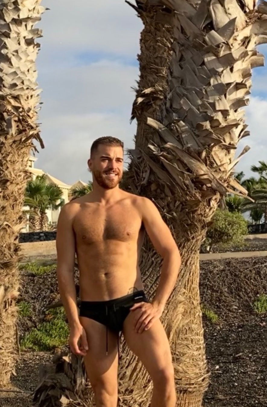 Alex González photo