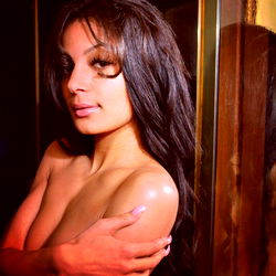 OnlyFans Model Alexis in a Mirror