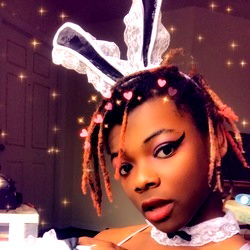 Athena Monroe๐ photo