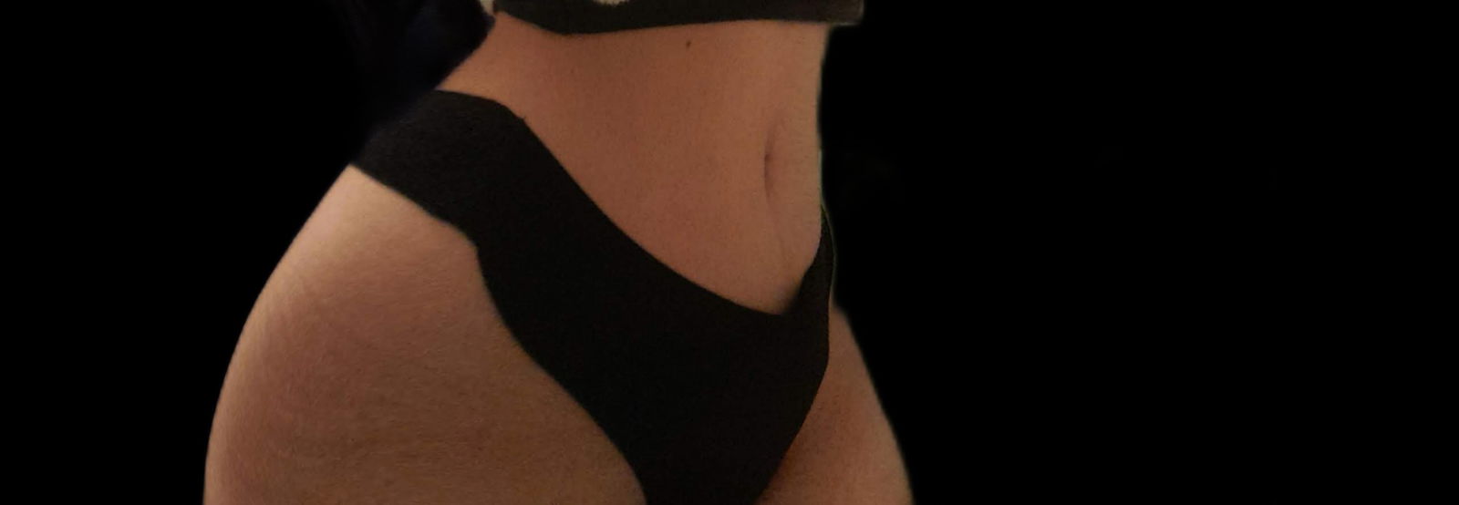 Alexa Ramírez photo