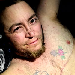 Adam_hobbitking photo