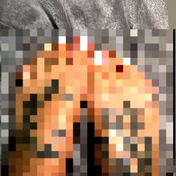 Flirtynursetoes photo