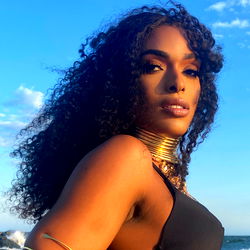 Naomi Whistledown - Onlyfans Model