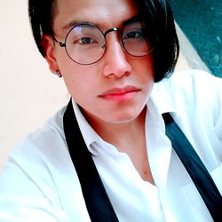 A3 Model Photo with Strong SEO