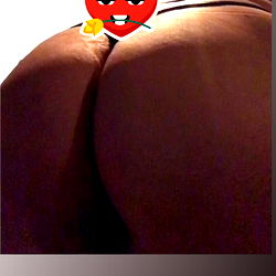 Venezuelan model Anna Oliivia 💦✨, 