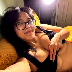 Brisa: A Trendy Female OnlyFans Model