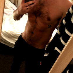 Avocado Cat: OnlyFans Model Showcasing Fitness and Style