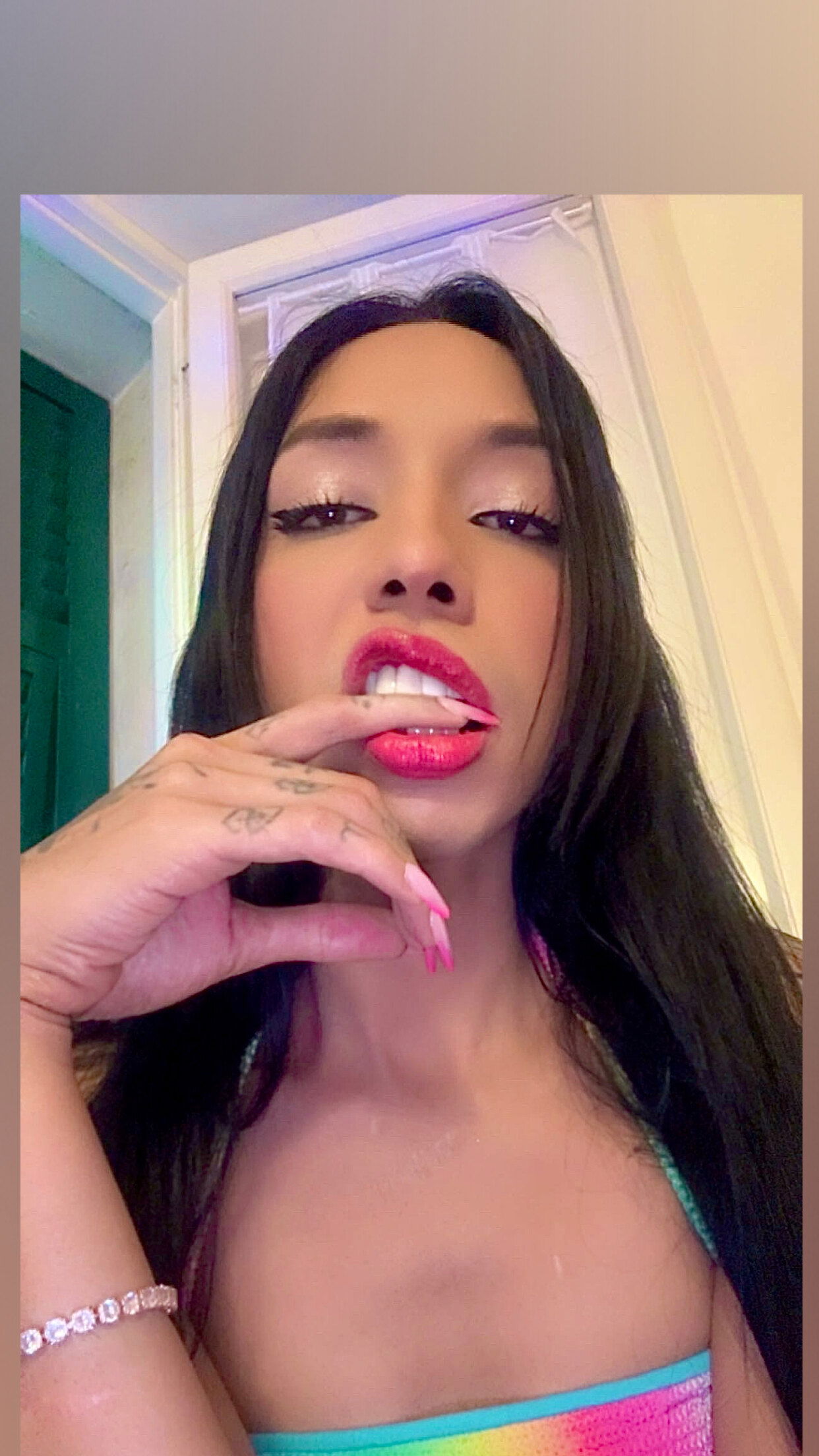 Alessandra Ambrosio photo