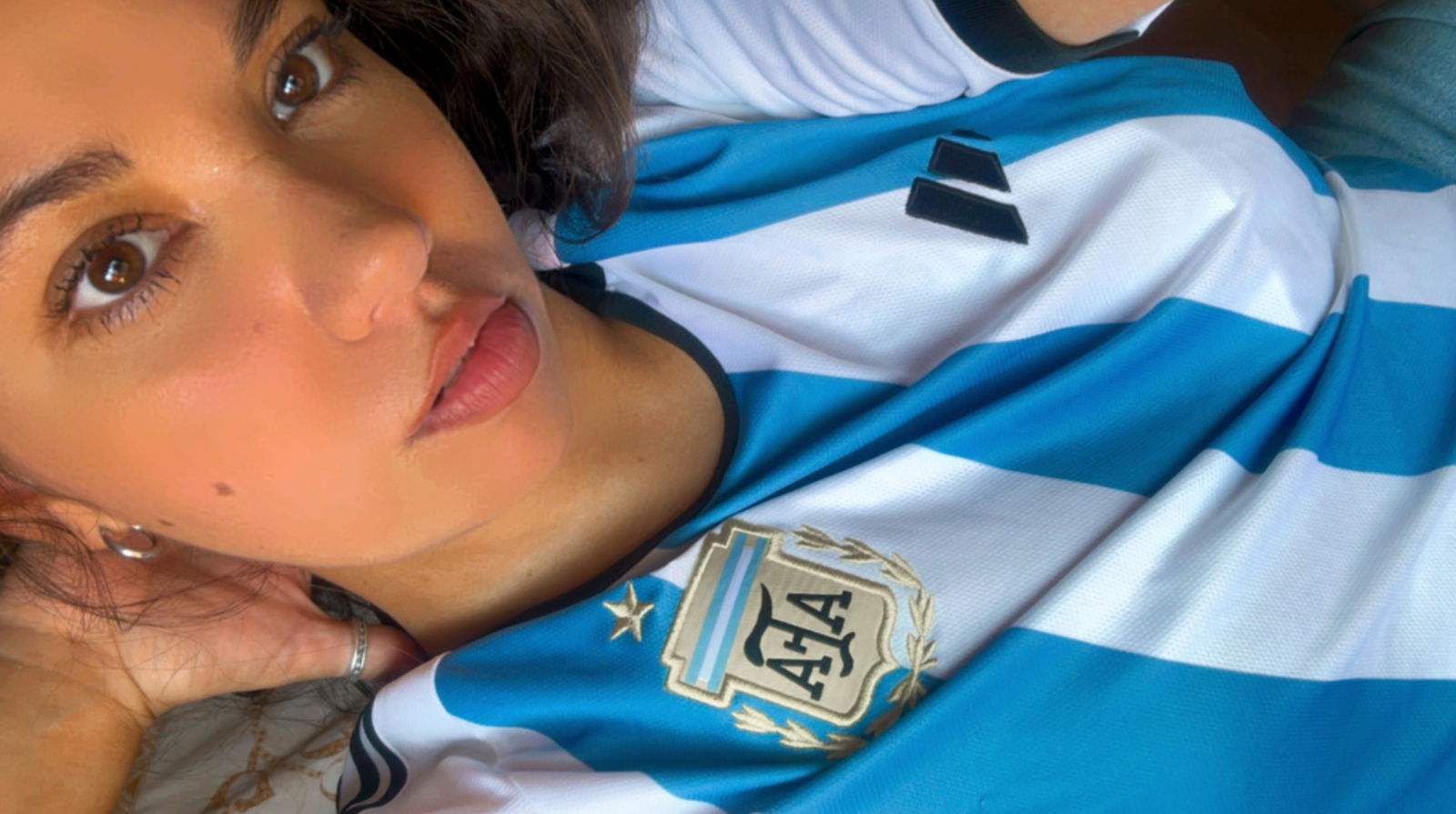 𝙰𝙵𝚁𝙾𝙳𝙸𝚃𝙰🌸✨ photo