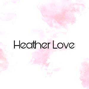 Heather Love๐ photo