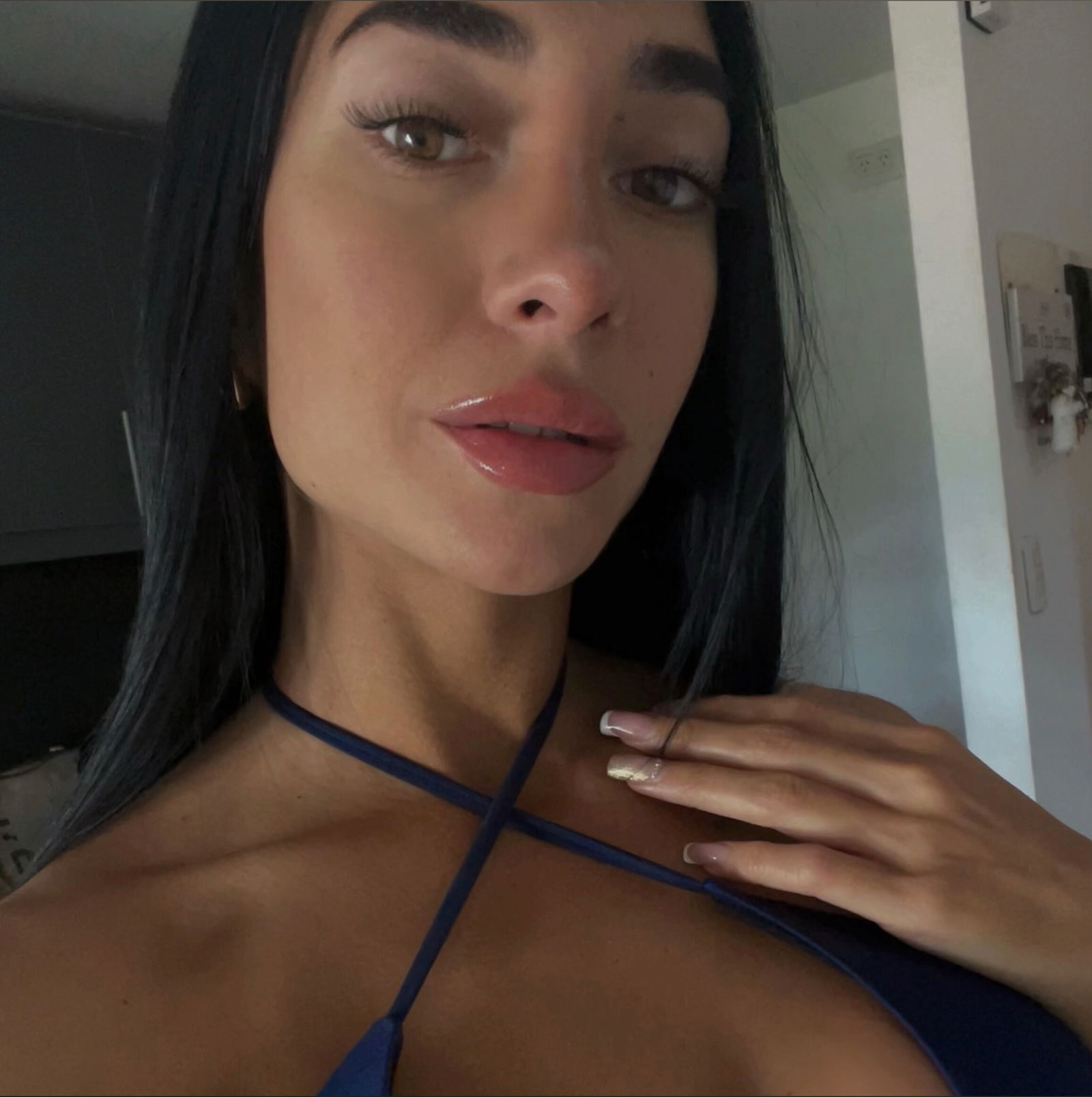 Goddess Azul 🦋💍🌹 Femdom | Findom photo