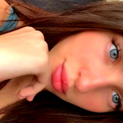 Model Louisa Rain of Onlyfans, 25 years old, Female