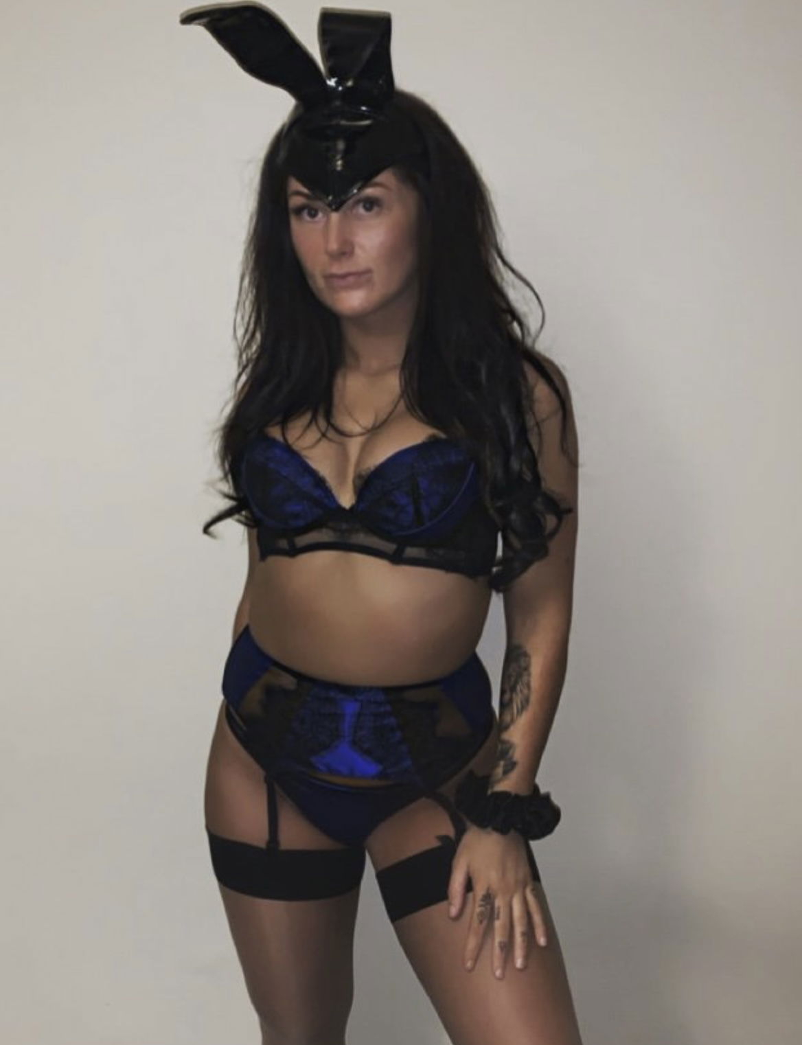 Alexandria ackers photo