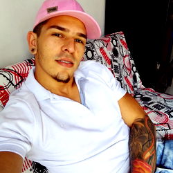 Alejandro Valencia, Medellín