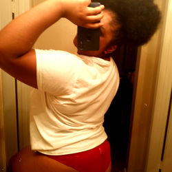 Adult Model FreakALeek in Erotic Pose