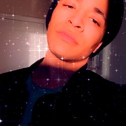 Rabbit's Stylish New York, NY Instagram Post