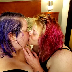 Alice The Cat, a Plus-Size Model Embracing Body Positivity and Self-Love