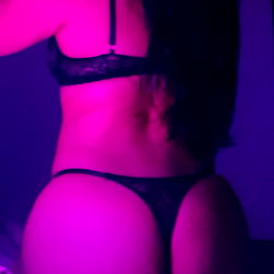 Yaz, the Purple Pleasure Princess on OnlyFans