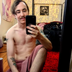 Australian Fitness Model Xander FTM in Shirtless Selfie